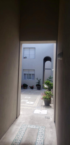 Venta 5 Apartamentos Con Renta