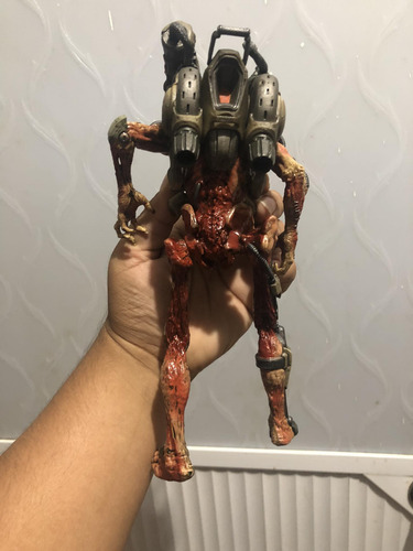 Doom Edición Coleccionista Xbox Estatuilla (detalle) (Usado)
