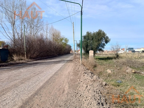 Venta De Terreno En Fernandez Oro Sobre Calle Mitre | Apto Comercial