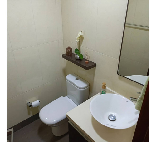 Apartamento En Venta La Trigaleña Res Amalfi Suite Valencia Up-7321625