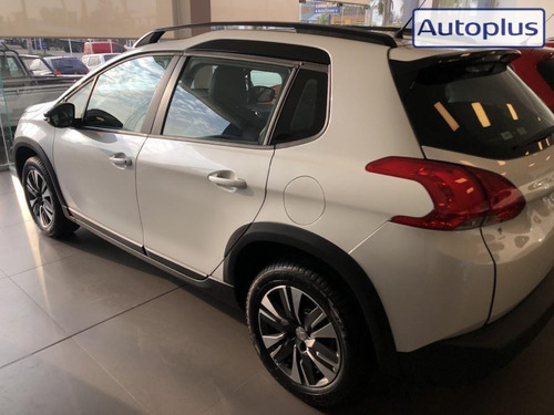 Peugeot 2008 Feline