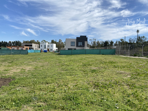 Lote Perimetral #100-200 - Villa Nueva - Santa Ana 1 - 586m2 #id 20209