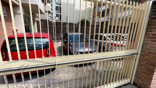 Imagen 7 de 30 de Duplex 2 Amb C/cochera. Coc Indep Bño/toil. Full Amenties!