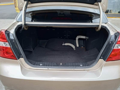 Imagen 9 de 18 de Chevrolet Aveo Lt