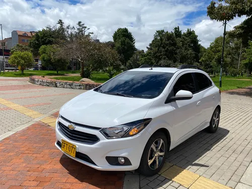 Chevrolet Onix 1.4 Ltz 5 p