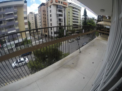 Imagen 14 de 14 de 21-17672 Remodelado, Espacioso. Terraza Vista Avila. 1 Puesto