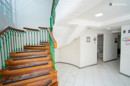 Exclusivo Edificio Local Comercial En Arriendo En Iquique