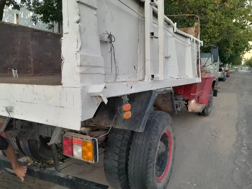 Ford 700 Volcador