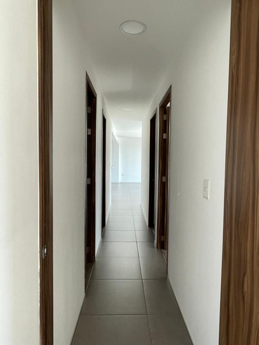 Excelente Oportunidad Venta (inversión) Departamento En Zona Nueva Querétaro (natuur Towers)