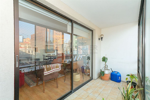 Departamento En Venta De 4 Dorm. En Las Condes