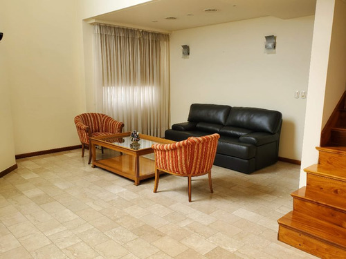 Imagen 2 de 26 de Unica Casa En Esquina Ramos Mejia - Venta