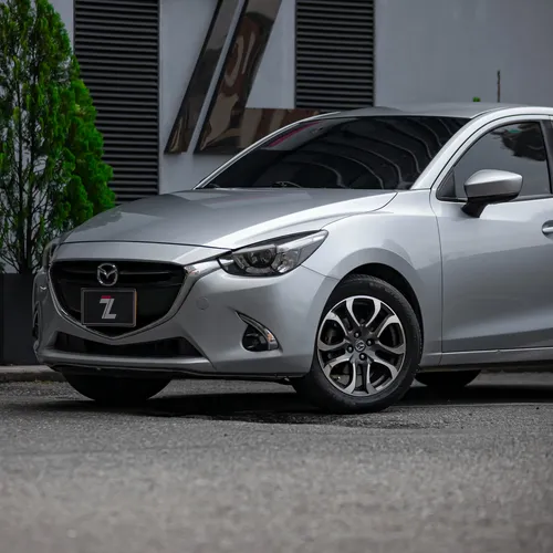 Mazda 2 Grand Touring lx 1.5
