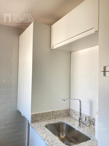 Imagen 8 de 19 de Departamento - Olivos-vias/maipu - 3 Ambientes - Totalmente A Nuevo !!