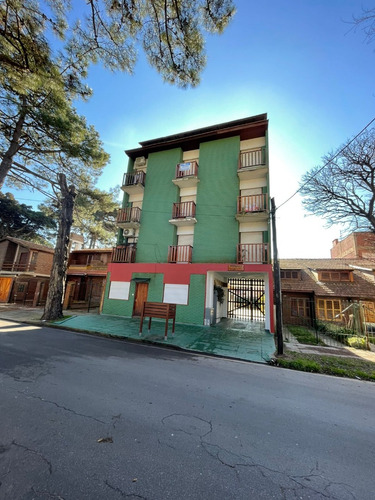 Departamento 3 Ambientes, Gas Natural, Cochera, Balcon