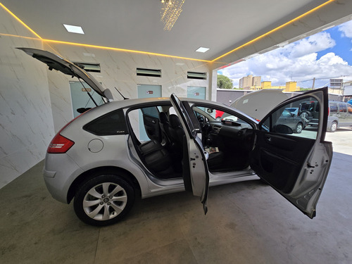 Citroën C4 2.0 Exclusive Flex Aut. 5p