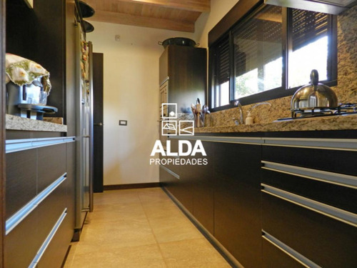 Casa Proa Al Mar Piriápolis 3 Dorms Venta Ca101357