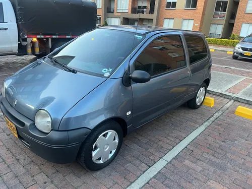 Renault Twingo Authentique Modelo 2010