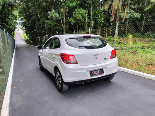 Chevrolet Onix HATCH LTZ 1.4 8V FlexPower 5p Aut.