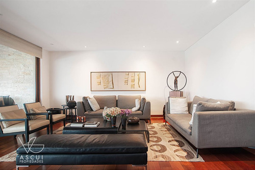 Departamento En Venta De 4 Dorm. En Las Condes