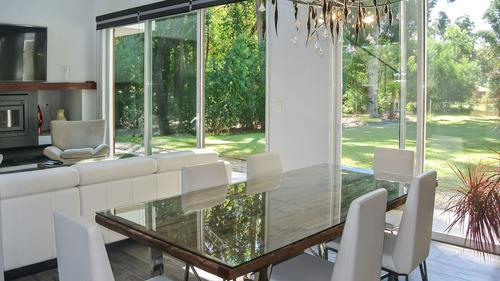 Casa De Tres Dormitorios En Venta- Solanas Punta Del Este (ref: Atm-6450)