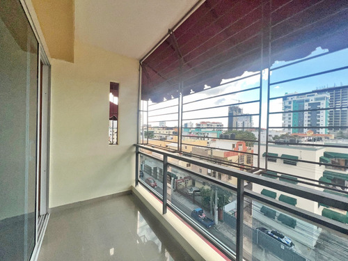 Se Vende Apartamento En Alma Rosa L, Con Terraza Privada
