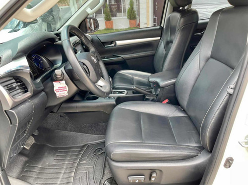 Toyota Hilux 2.8 Srv Automatica 4x4