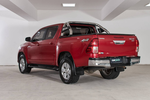 Imagen 4 de 12 de Toyota Hilux L/16 2.8 Dc 4x4 Tdi Srv 2017
