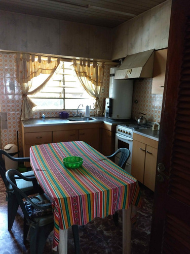 Imagen 3 de 12 de Ph Interno De 3 Ambientes