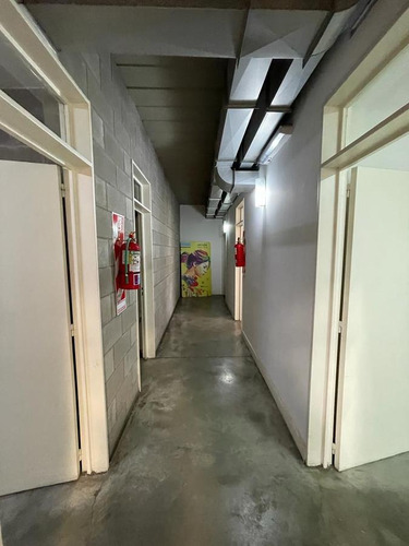 Imagen 23 de 29 de Deposito/galpon En Alquiler-2200m2- C/ Playa De Maniobras - Villa Lugano