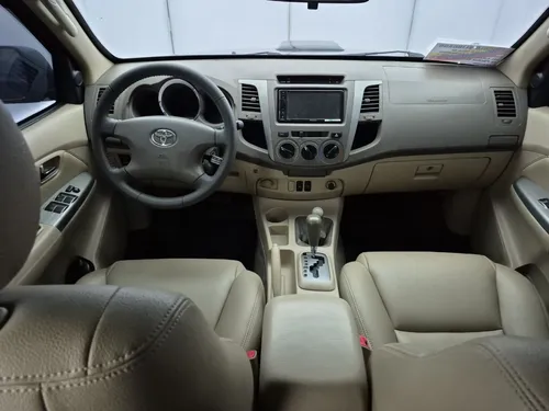 Toyota Fortuner 3.0 Sr5