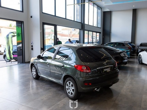 Imagem 6 de 10 de 207 1.4 Xr 8v Flex 4p Manual