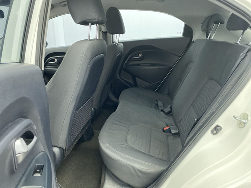Kia Rio Ub Ex
