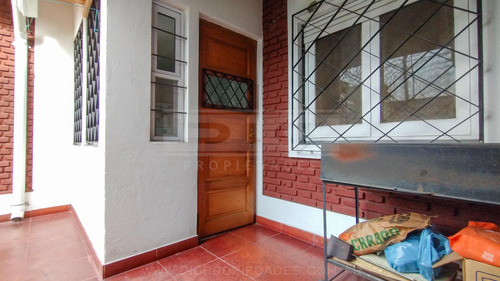 Casa 3 Dormitorios Venta - Florida Oeste