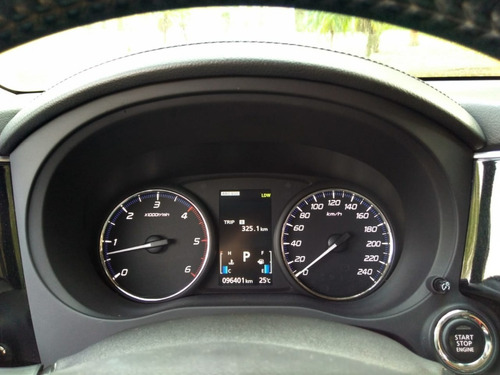 Imagem 7 de 15 de Mitsubishi Outlander 2.2 Diesel, Automática, 07 Lugares
