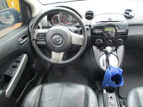 Mazda 2 1500cc At Aa