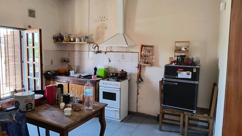 Venta Casa 3 Dormitorios Y Local Diagonal Ica 700