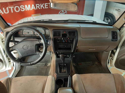 Imagen 10 de 11 de Toyota Autana 4x4 4.5