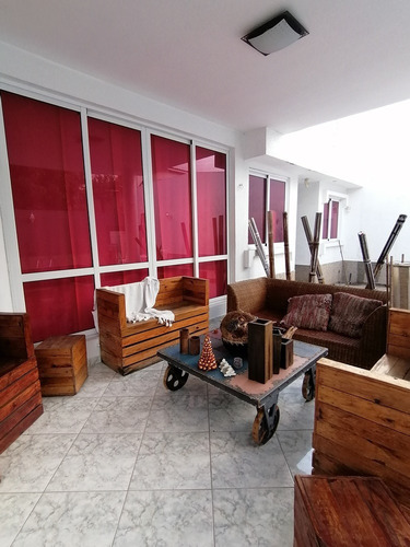 Imagen 15 de 28 de Fernando Guerrero Vende Casa-quinta De Esquina En Urb. La Viña