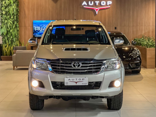 Toyota Hilux 3.0 SRV 4X4 CD 16V TURBO INTERCOOLER DIESEL 4P MANUAL