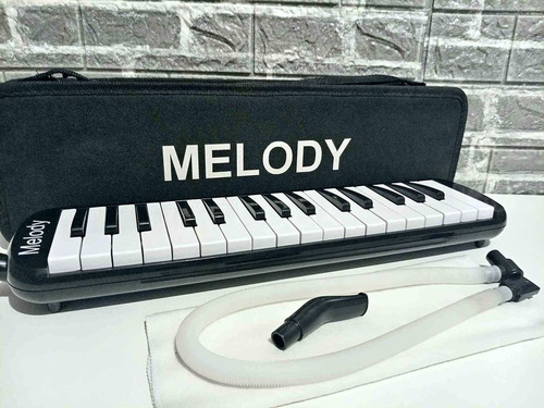 Flauta Melodica Melody  32 Teclas Negro-estuche Rigido