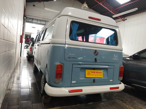 Volkswagen Kombi 1.4 Standard Total Flex 3p