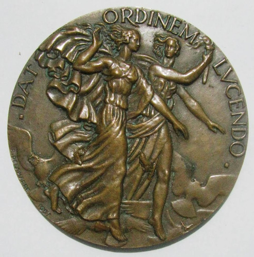 Medalla Antigua Francesa Con Bailarinas Acuñada Año 1912