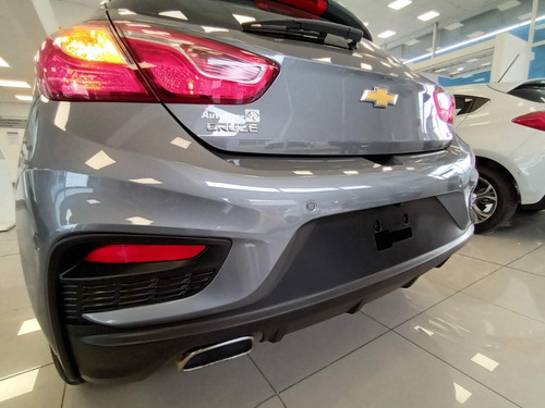 Imagen 19 de 22 de Chevrolet Cruze 5 Lt Mr