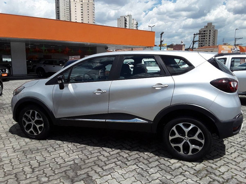 Imagem 3 de 9 de Renault Captur 2.0 16v Hi-flex Intense Automático