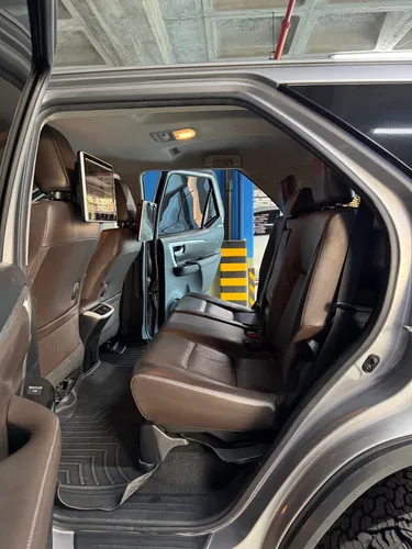 Toyota Fortuner 2018 4.0