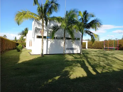 Vendemos Casa De Un Nivel En Llanogrande/rionegro