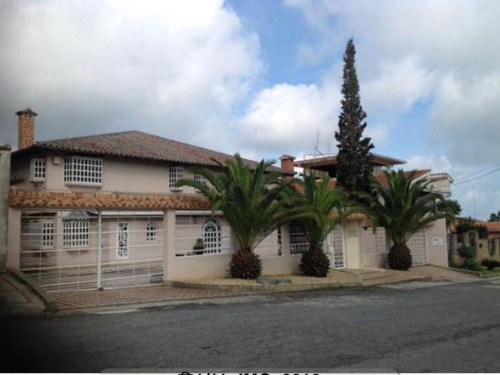 Imagen 1 de 14 de Casa En Club De Campo. San Antonio De Los Altos 04142250913