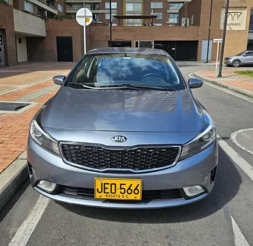 Kia Cerato Pro Sx 2nd Generacion 1.6cc Mt Aa