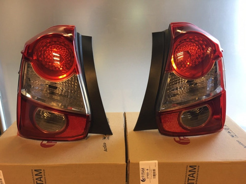 Faro Trasero Toyota Etios 5 Puertas Platinium 2016 2017