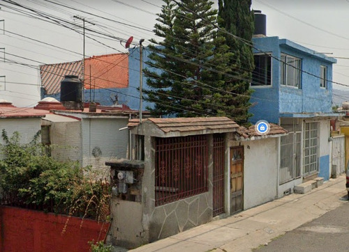 Imagen 1 de 8 de Venta De Casa En Atizapan Ic
